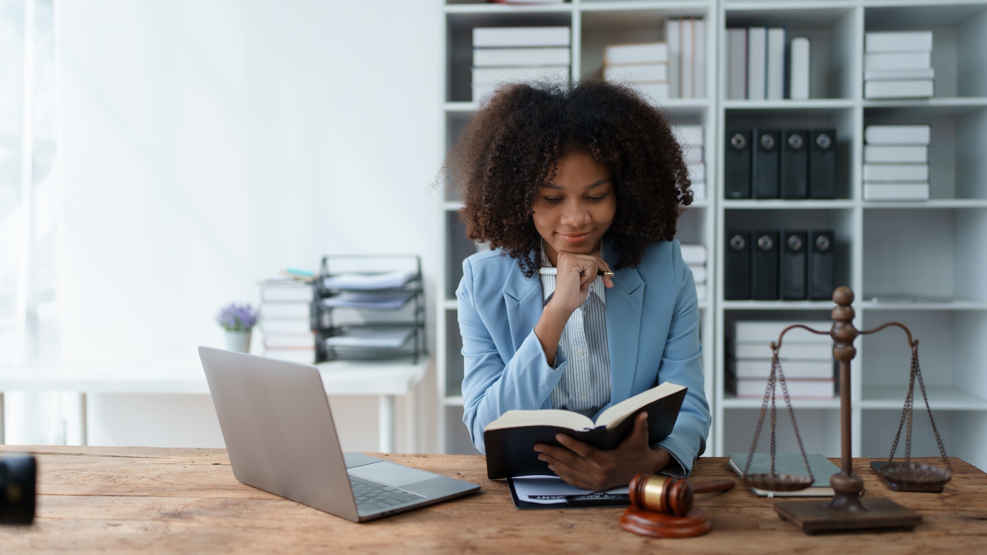 Shutterstock 2307978427